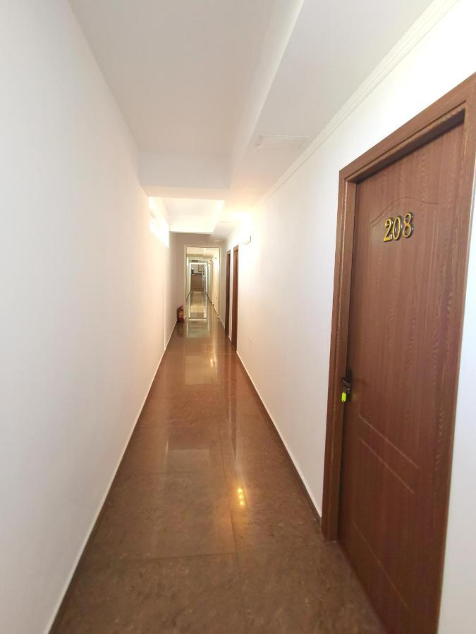 Hotel Dinastia Piteszti Zewnętrze zdjęcie